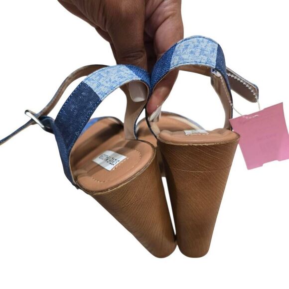 Steve Madden Ankle Strap Sandals Women's 8M Blue Canvas Studded Party/Cocktail - Picture 6 of 7